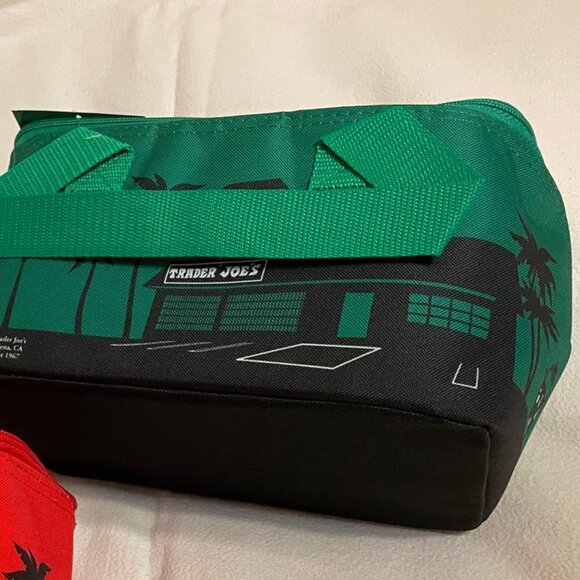NEW - Trader Joe’s Mini Insulated Cooler Bag - Green - Picture 4 of 11